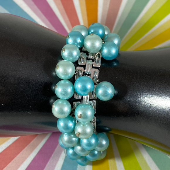 Beautiful vintage cha cha bracelet made in Japan 1960s multicolors of mints and - Picture 3 of 5